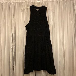 Kimchi Blue black lace/crochet floral dress with front pockets